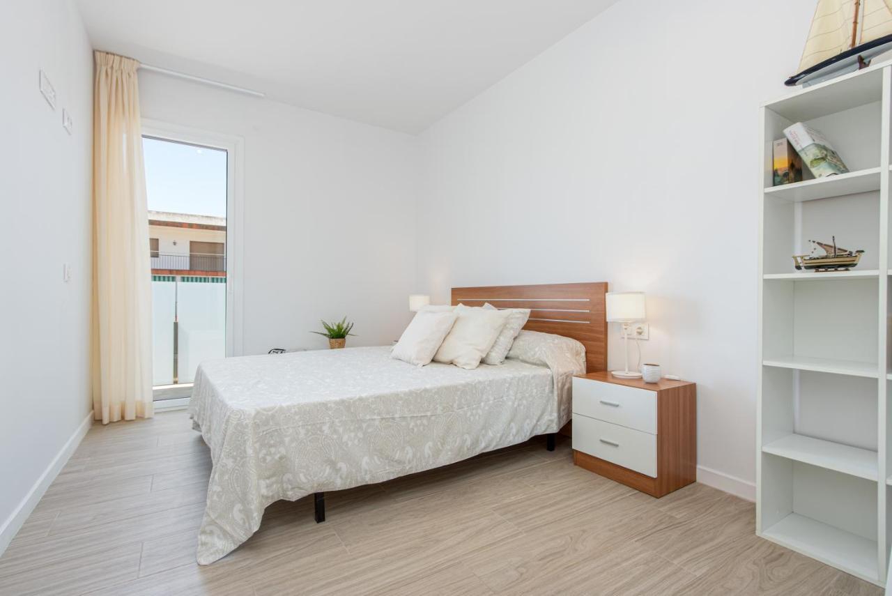 M A R I V E N T Suite With Bathroom And Terrace 50 M2 Roses Dış mekan fotoğraf