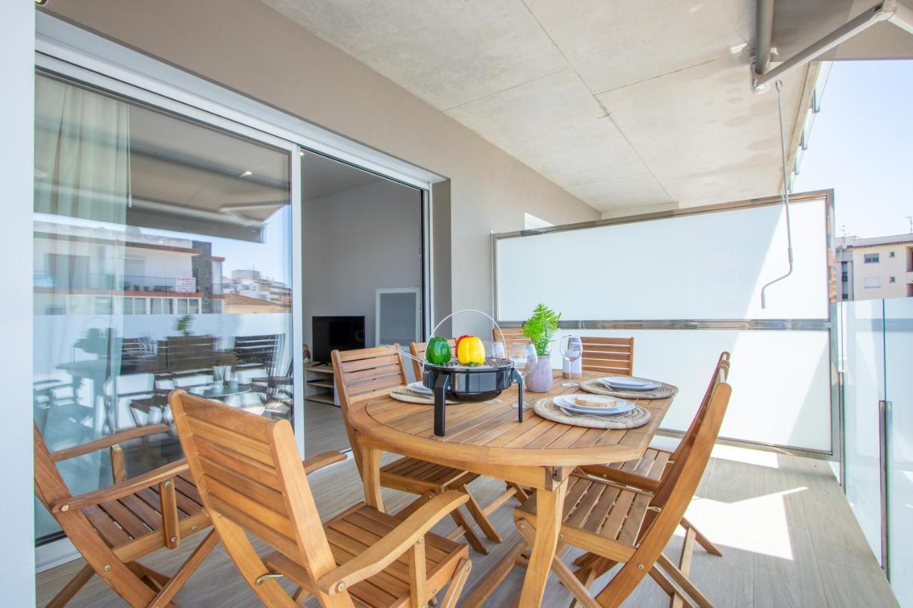 M A R I V E N T Suite With Bathroom And Terrace 50 M2 Roses Dış mekan fotoğraf